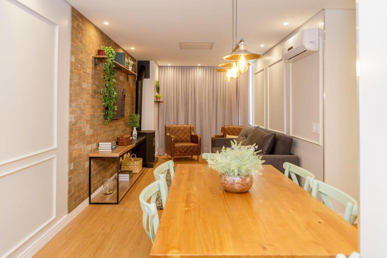 Novo Maravilhoso Apartamento No Centro - Gramado Apartment Bagian luar foto